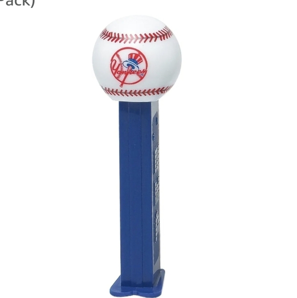Retired Yankees baseball PEZ dispenser, sealed - Picture 2 of 5